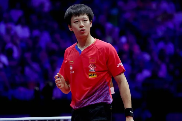 2019년 24일 헝가리 부다페스트에서 2019 Ittf 세계탁구선수권대회 4회전에서 한국의 주영식과 — 스톡 사진