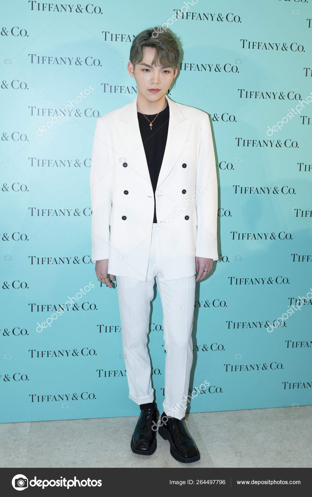 Chinese Singer Zhu Xingjie Zen Attends Tiffany Brand Event Zhengzhou