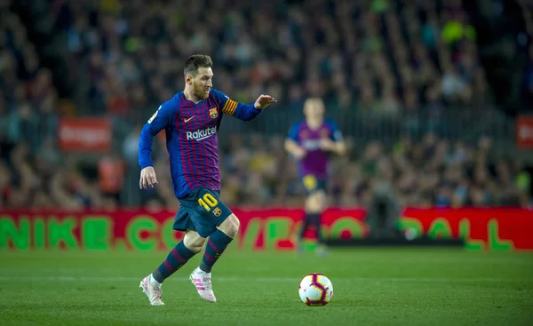 Lionel Messi Barcelona Drybluje Podczas Ich Rundy Meczu Liga 2018 — Zdjęcie stockowe