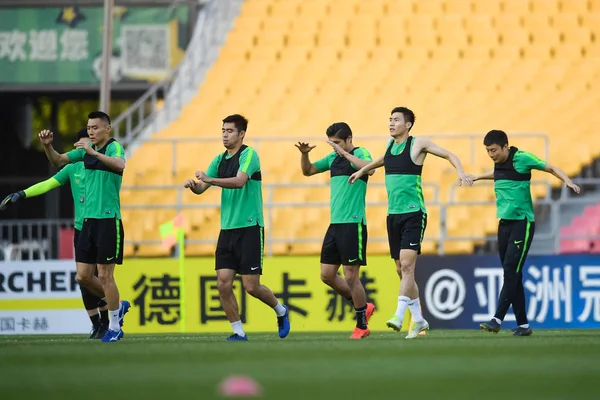 Spieler Von Chinas Beijing Sinbo Guoan Teilnahme Einer Trainingseinheit Vor — Stockfoto