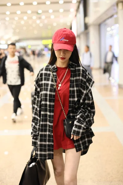 Chinese Hostess Actress Shen Mengchen Arrives Beijing Capital International Airport — Stock Photo, Image