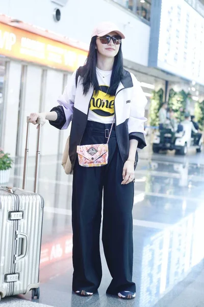 Chinese Actrice Yao Chen Arriveert Internationale Luchthaven Beijing Capital Voor — Stockfoto