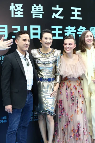 Lewej Amerykański Reżyser Producent Michael Dougherty Chińska Aktorka Zhang Ziyi — Zdjęcie stockowe