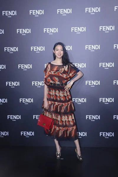 FASHION SHOW CINA SHANGHAI FENDI autunno / inverno 2019 — Foto Stock