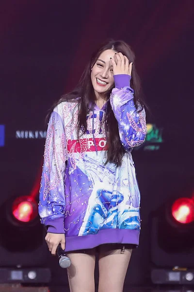 Atriz Chinesa Dilraba Dilmurat Apresenta Durante Sua Festa Aniversário Pequim — Fotografia de Stock