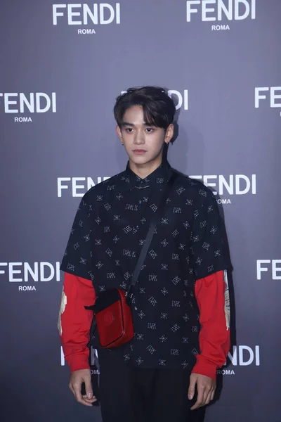 CHINA SHANGHAI FENDI HOMBRE 'S FALL / WINTER 2019 FASHION SHOW —  Fotos de Stock