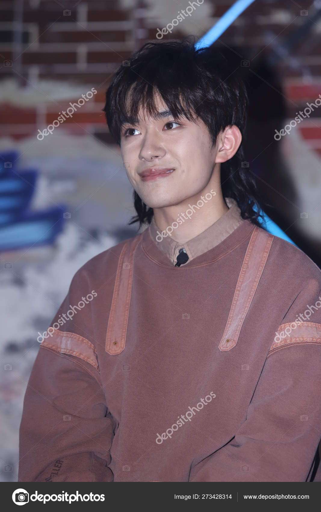 Jackson Yee Yangqianxi Chinese Boy Group Tfboys Attends Press
