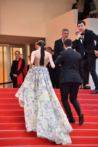 Chinese Actress Guan Xiaotong Poses She Arrives Red Carpet 72Nd — Stock Photo, Image