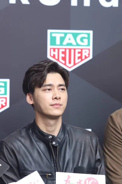 China Shanghai Tag Heuer Chris Hemsworth Li Yifeng — Stockfoto