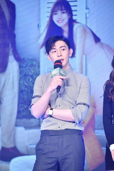 Chinese Actor Deng Lun Attends Press Conference Series True Friend — Stock Photo, Image