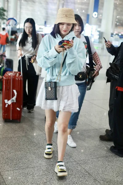 Chinese Actress Yuan Shanshan Beijing Capital International Airport China June — Stock Photo, Image