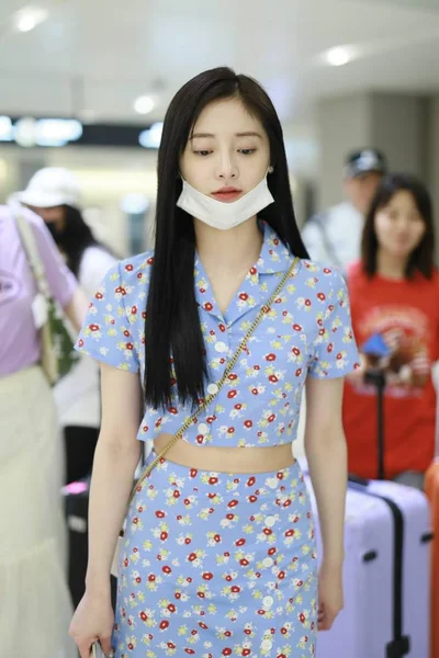 Cântăreață Actriță Chineză Pinky Zhou Sau Zhou Jieqiong Aeroportul Internațional — Fotografie, imagine de stoc