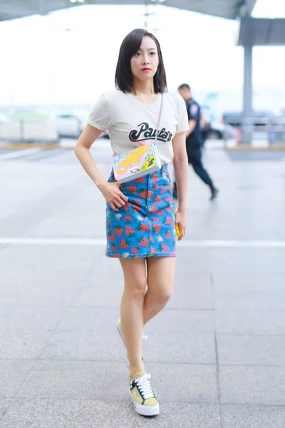Taiwanesische Schauspielerin Michelle Chen Trifft Nach Ihrer Landung Peking China — Stockfoto