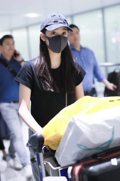 Flughafen Shanghai ouyang nana — Stockfoto