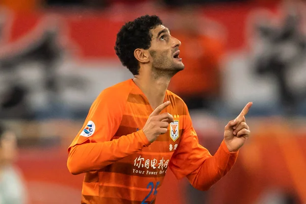 Futbolista Belga Marouane Fellaini Del Shandong Luneng Taishan China Celebra — Foto de Stock