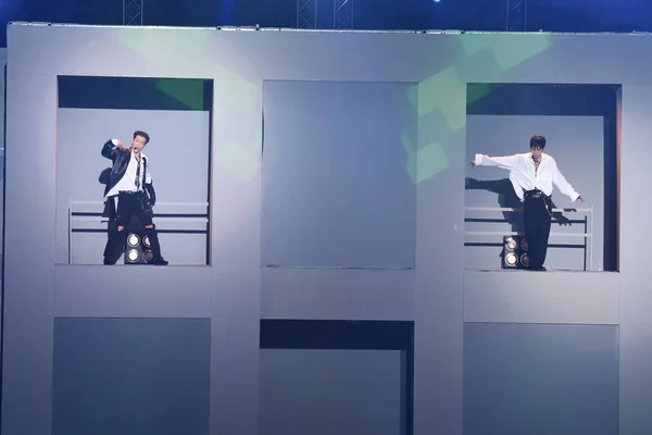 Ντονγκέ Και Εουν Χιουκ Της Πέμπτης Επίσημης Υπομονάδας Super Junior — Φωτογραφία Αρχείου