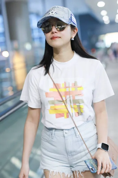 Taiwanesiska Skådespelerskan Michelle Chen Anländer Till Peking Capital International Airport — Stockfoto