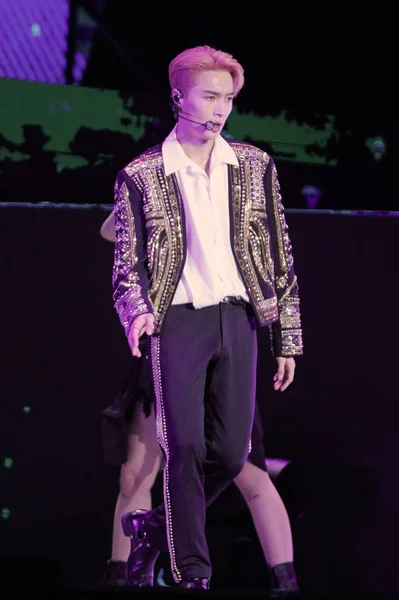 CHINE SHANGHAI PREMIER SOLO CONCERT GRAND LINE LAY ZHANG — Photo