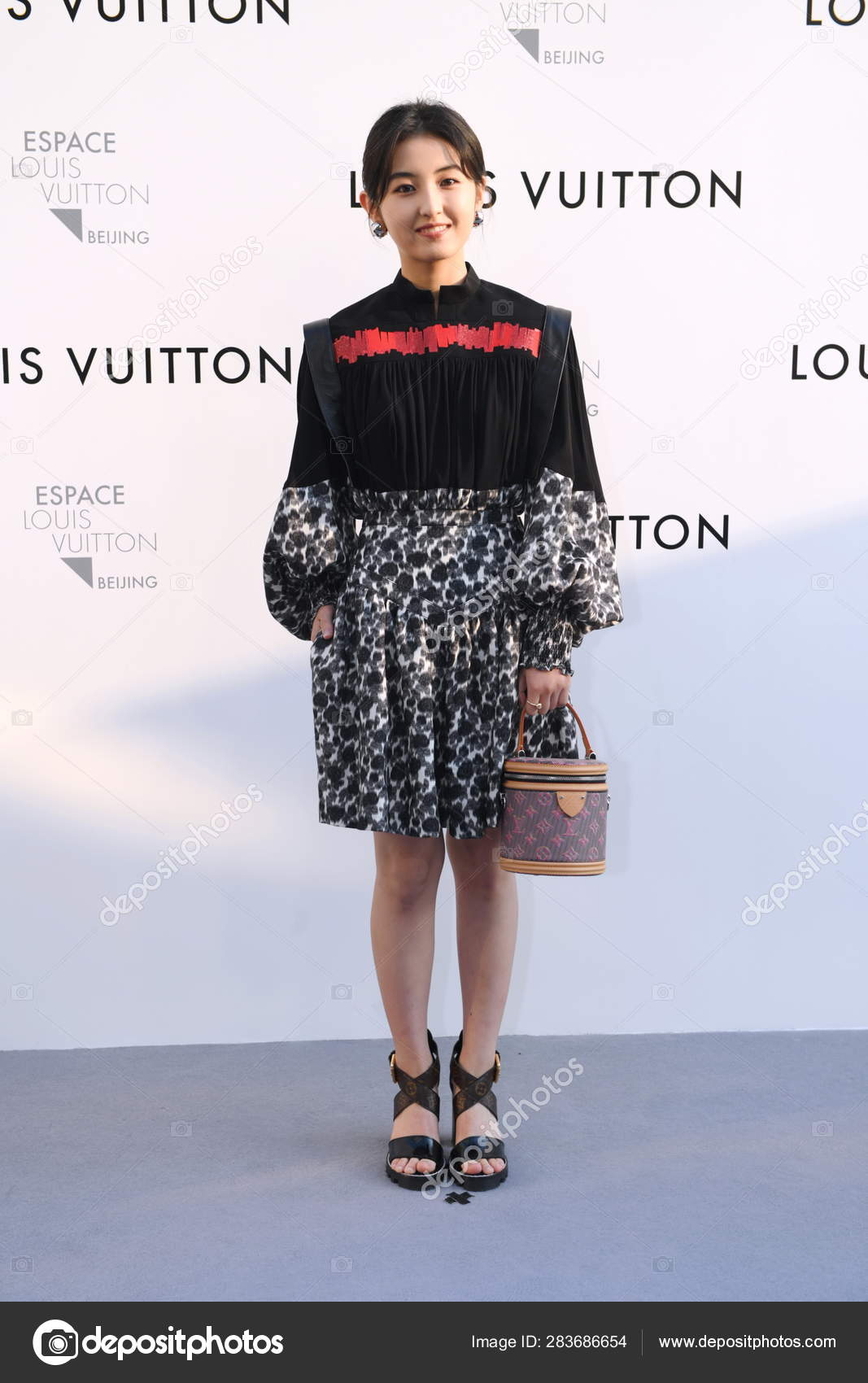 Fan Bingbing In Louis Vuitton - Les Parfums Louis Vuitton Shanghai Event -  Red Carpet Fashion Awards