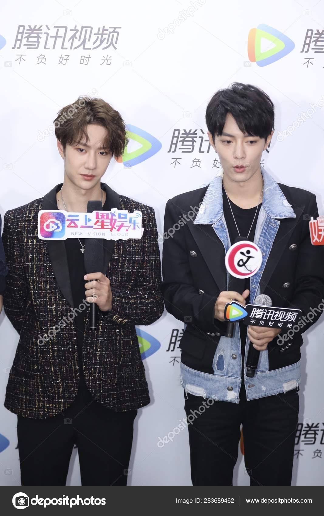 Fotos De Uniq Imagenes De Uniq Descargar Depositphotos
