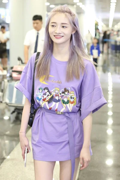 中国 北京空港 ピンキー 周 Jieqiong — ストック写真