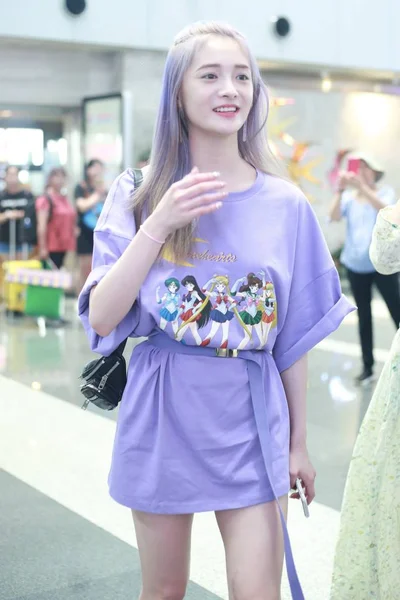 中国 北京空港 ピンキー 周 Jieqiong — ストック写真