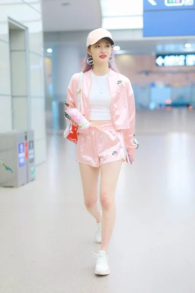 Kína Shanghai repülőtér Pinky Zhou Jieqiong — Stock Fotó