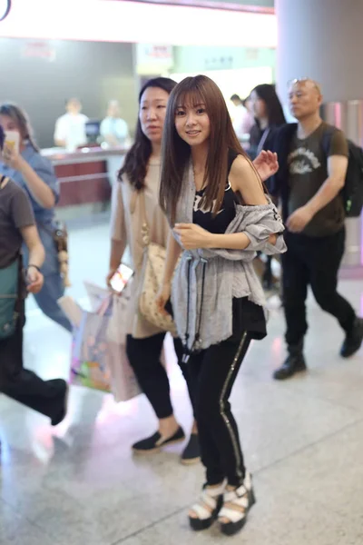 Cantante Giapponese Mai Kuraki Arriva All Aeroporto Internazionale Pechino Capital — Foto Stock