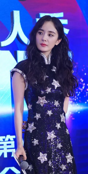 China Zhejiang Wuzhen China's got talent Yang mi — Stockfoto