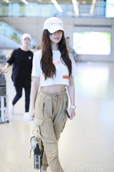 Hong Kong Model Actress Angelababy Arrives Shanghai Hongqiao International Airport — Stock Photo, Image