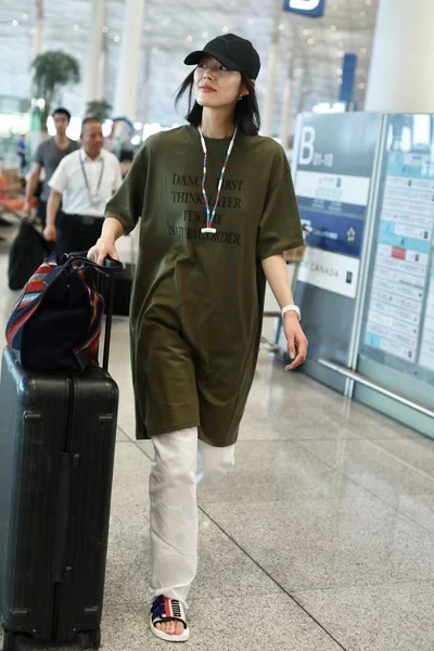 Chinees Model Liu Wen Arriveert Internationale Luchthaven Beijing Capital Voor — Stockfoto