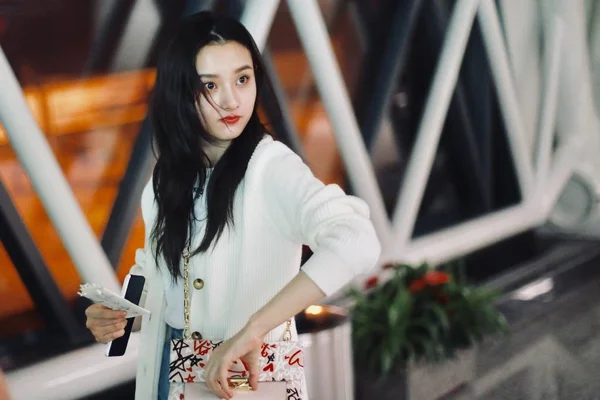 Китайська Актриса Lareina Пісня Або Пісня Зуер Прибуває Міжнародному Аеропорту — стокове фото