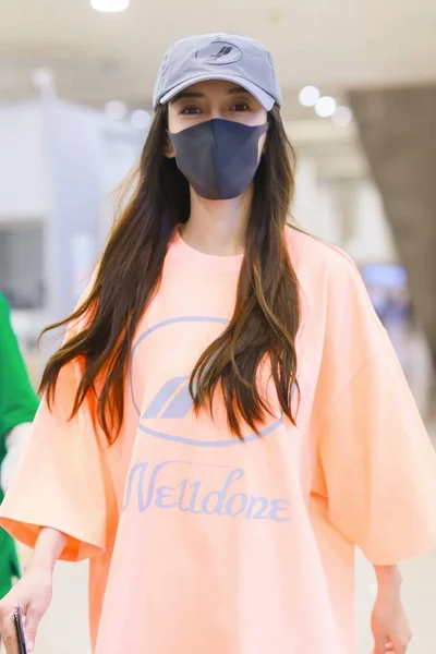 Hong Kong Actrice Angelababy Arriveert Internationale Luchthaven Shanghai Pudong Landing — Stockfoto