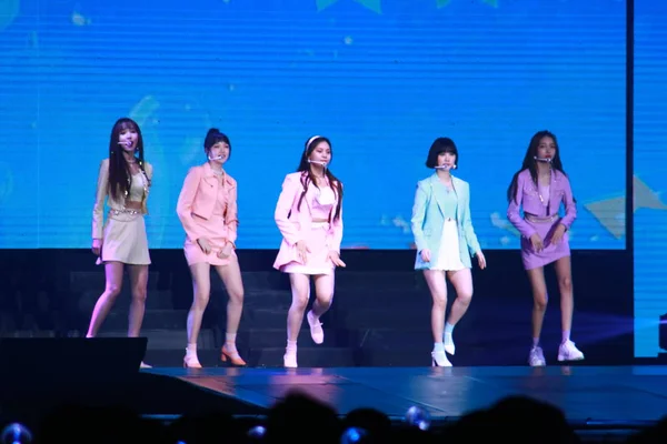 Çin 2019 Asya Turu Hong Kong'da Go Gfriend — Stok fotoğraf