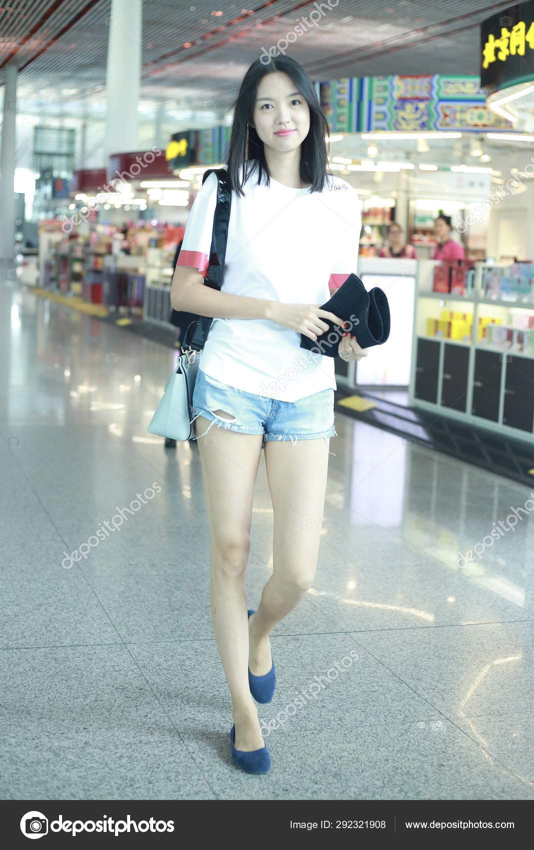 CHINA BEIJING AIRPORT ZHANG ZILIN — Stock Editorial Photo © ChinaImages ...