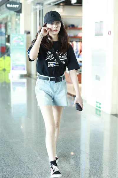 CHINA MENJADI AIRPORT JELLY LIN YUN — Stok Foto