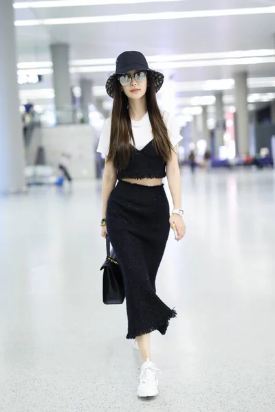 Kina Shanghai flygplats angelababy — Stockfoto