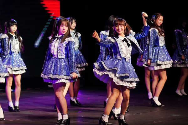 CHINA SHANGHAI AKB48 TEAM SH FAN BERTEMU — Stok Foto