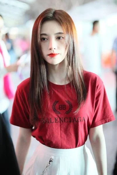 China Chinese Ju Jingyi Fashion outfit — Stockfoto