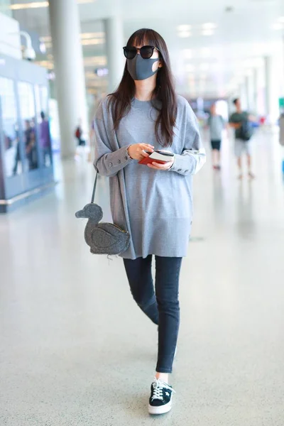 China Shanghai Airport Ouyang Nana — Stockfoto