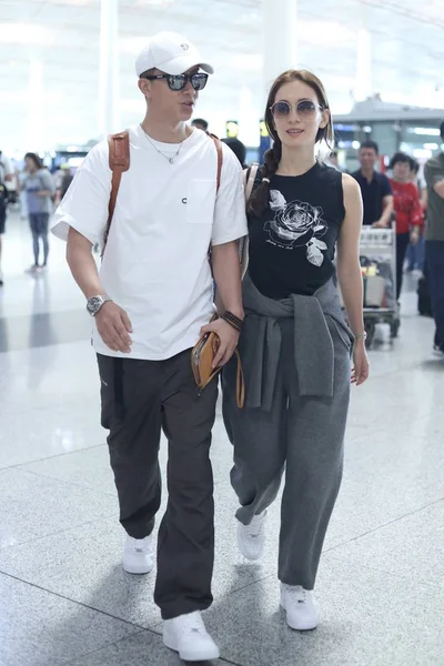 China Beijing luchthaven Han Geng en Celina Jade — Stockfoto