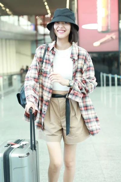 Chiński supermodelka Liu Wen Fashion Outfit Pekin — Zdjęcie stockowe