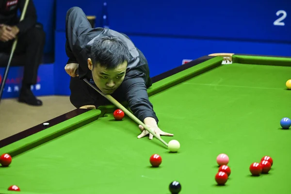 Zhang Kína Játszik Lövés Hogy Ronald Antonio Sullivan Anglia Második — Stock Fotó