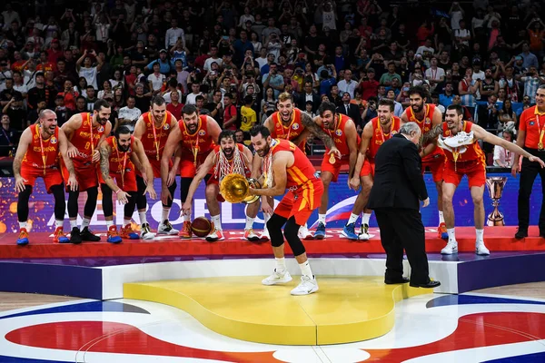 Los Jugadores Baloncesto España Celebran Haber Ganado Los Campeonatos Después —  Fotos de Stock