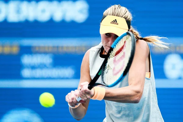 Tenista Profesional Francesa Kristina Mladenovic Juega Contra Tenista Profesional Croata — Foto de Stock