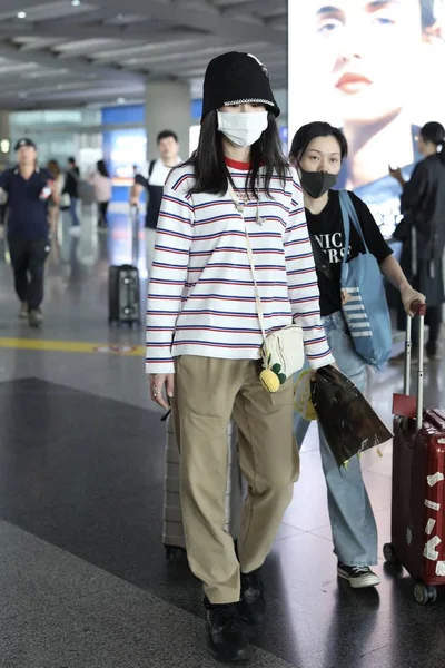 中国歌手张必辰或钻石张在2019年9月13日抵达北京首都国际机场 — 图库照片