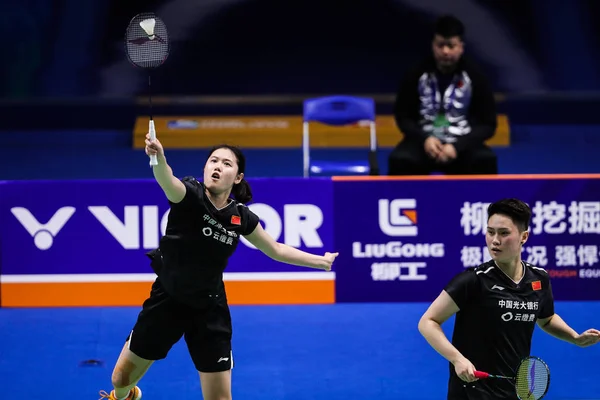 Jogadores Badminton Profissionais Chineses Wenmei Zheng Competem Contra Jogadores Badminton — Fotografia de Stock