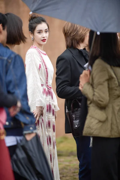 Hong Kong Actress Angelababy Attends Christian Dior Womenswear Spring Summer — Stock Photo, Image