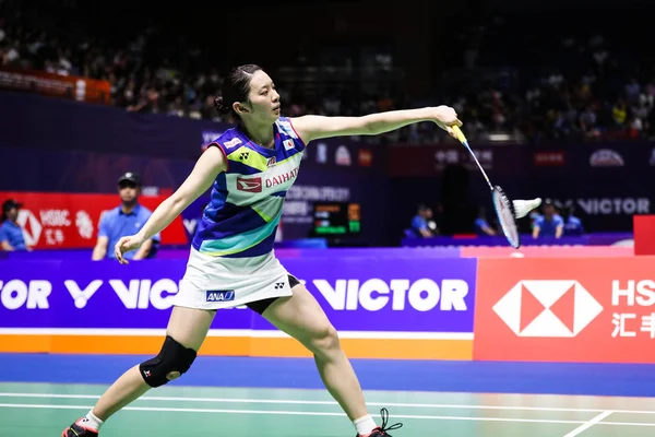 Japanska Professionella Badmintonspelare Sayaka Takahashi Tävlar Mot Ryska Professionella Badmintonspelaren — Stockfoto