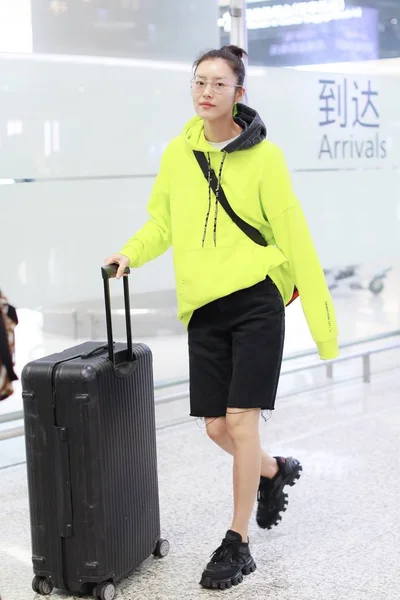 Chinese Model Liu Wen Shows Beijing Capital International Airport Departure — Stock Photo, Image